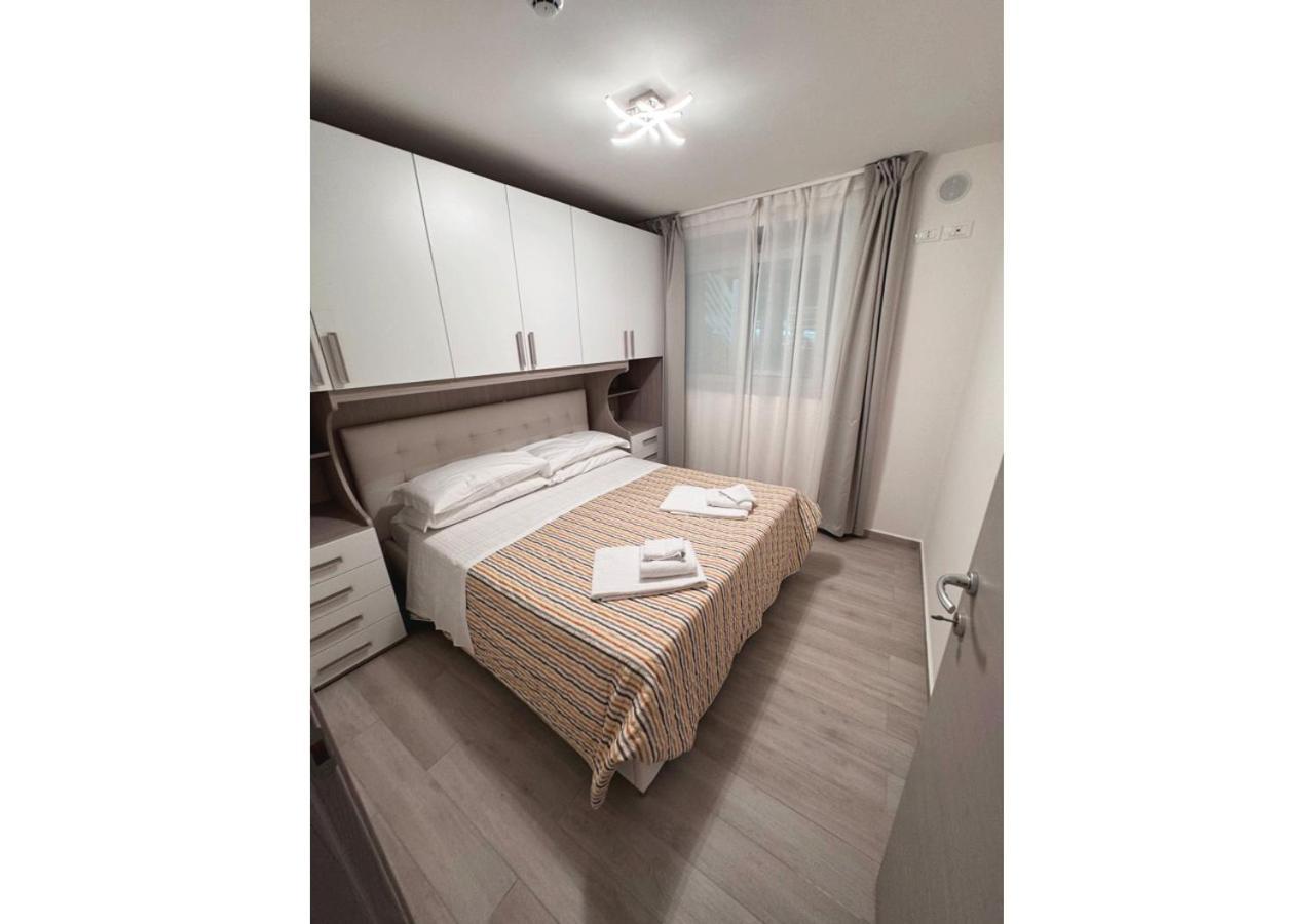 רימיני Chiama Hotel מראה חיצוני תמונה